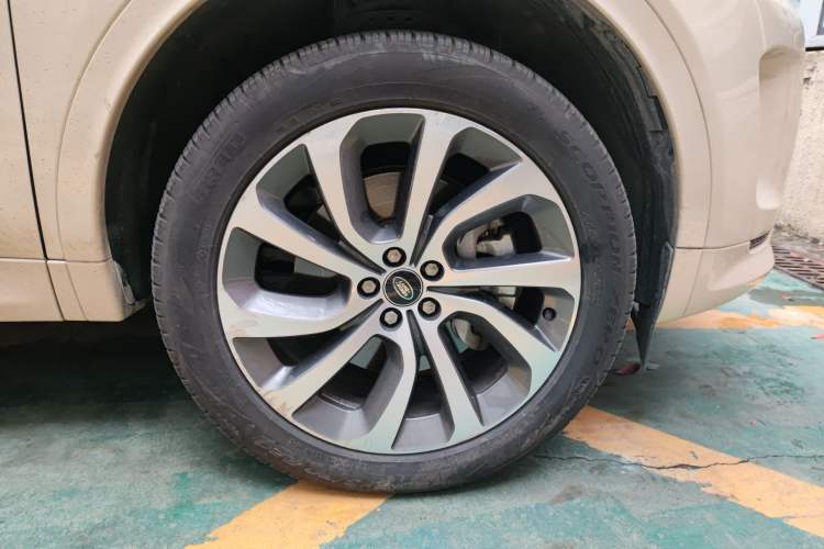 Used Land Rover Discovery Sport 2021 249 PS R-Dynamic S Performance Edition
