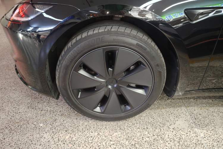 Used Tesla Model 3 2025 Rear-Wheel-Drive Version