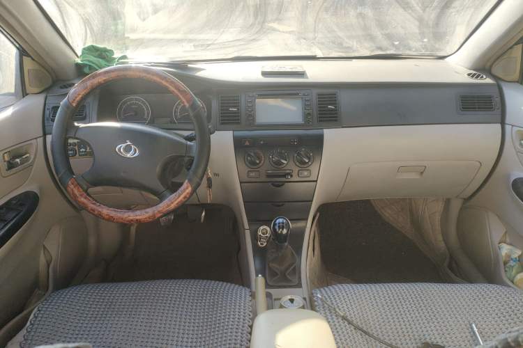 Used Geely Auto Vision 2013 1.5L Manual Comfort Model