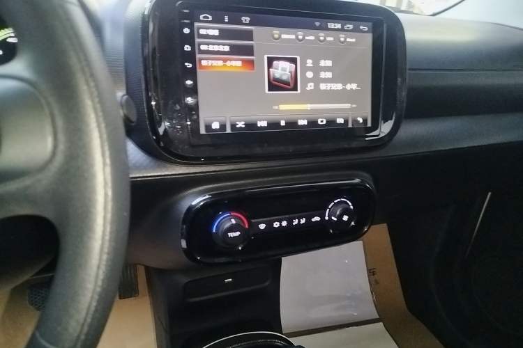 Used Roewe Clever 2022 311km QiQi BoBo Edition
