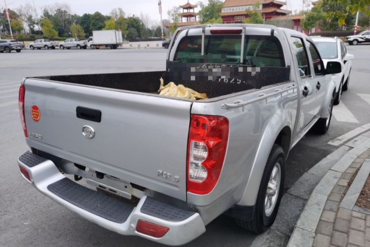 Used Great Wall Wingle 5 2017 2.0T European-spec Diesel Two-Wheel-Drive Entry-Level Big Double-Cab GW4D20D