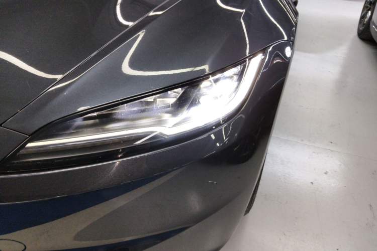 Used Tesla Model 3 2025 Rear-Wheel-Drive Version
