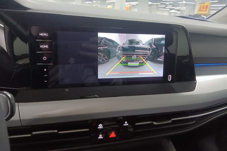 Used Volkswagen Golf 2023 200TSI DSG Pro Audio And AC Panel