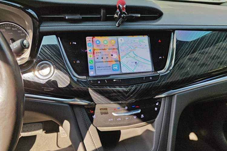 Used Cadillac XT6 2022 2.0T Six-Seater Four-Wheel-Drive Luxury Standard Edition
