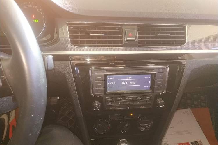 Used Volkswagen C-TREK 2018 1.5L Automatic Comfort Model
