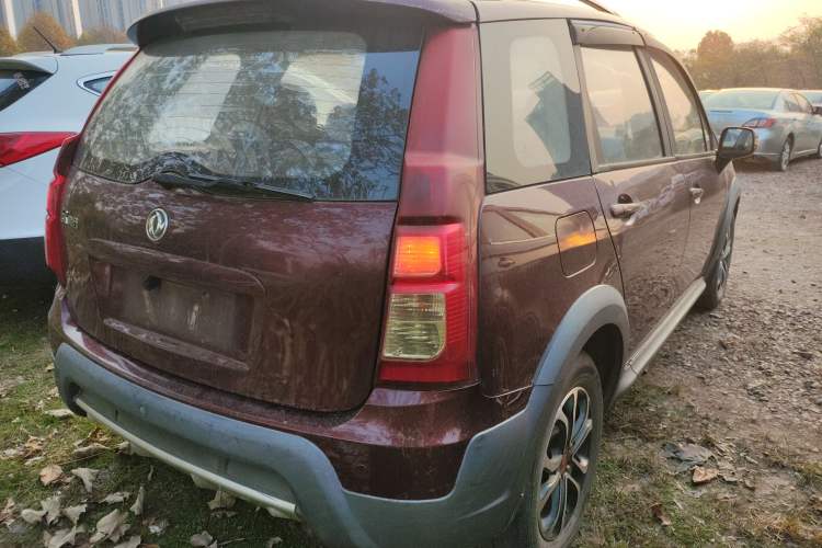 Used FORTHING Joyear XV 2016 1.6L CVT Comfort Model
