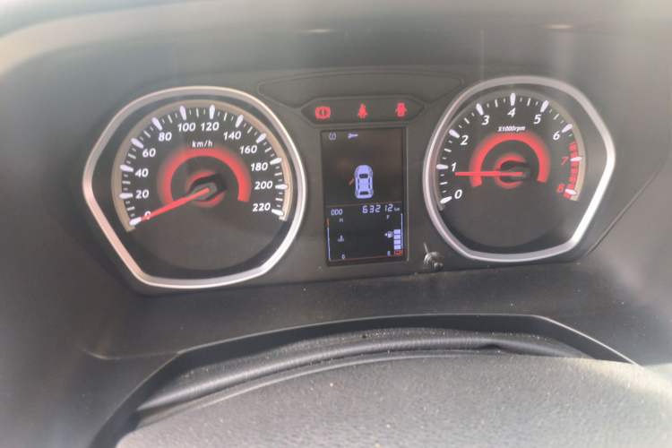 Used Soueast DX3 2019 1.5L Manual Luxury Version China V Standard