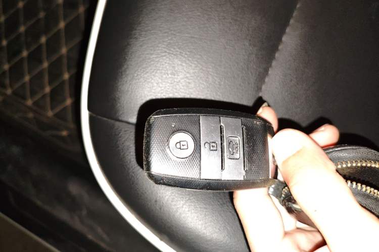 Used Kia K3 2016 1.6L Automatic GLS
