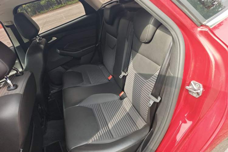 Used Ford Focus 2018 Hatchback Classic EcoBoost 180 Automatic Elite Model
