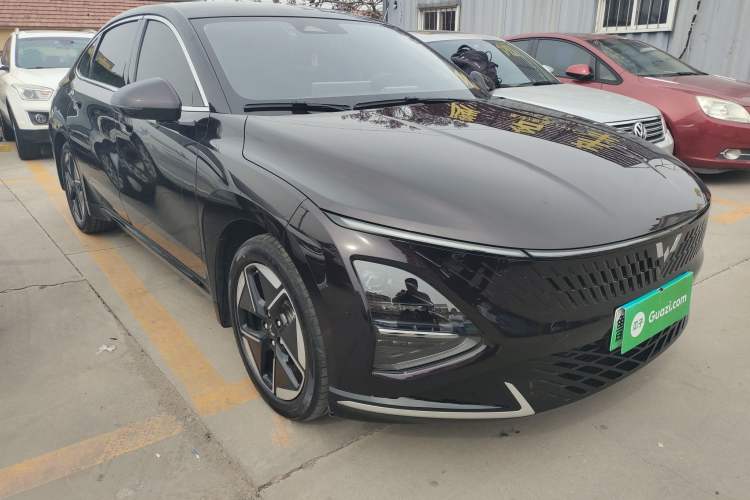 Used Wuling Xingguang 2024 Co-Creation Edition 150 Flagship Model Front Right 45 Deg