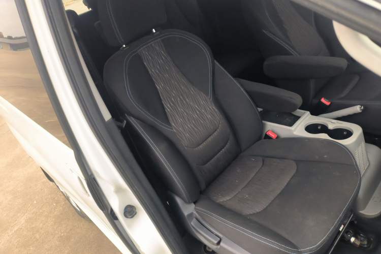 Used JAC Refine M3 2018 IKEA Edition 1.6L Luxury Model
