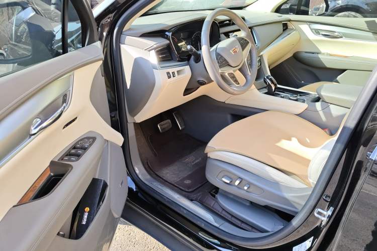 Used Cadillac XT5 2022 2.0T Four-Wheel Drive Luxury Version (Hummingbird Edition)
