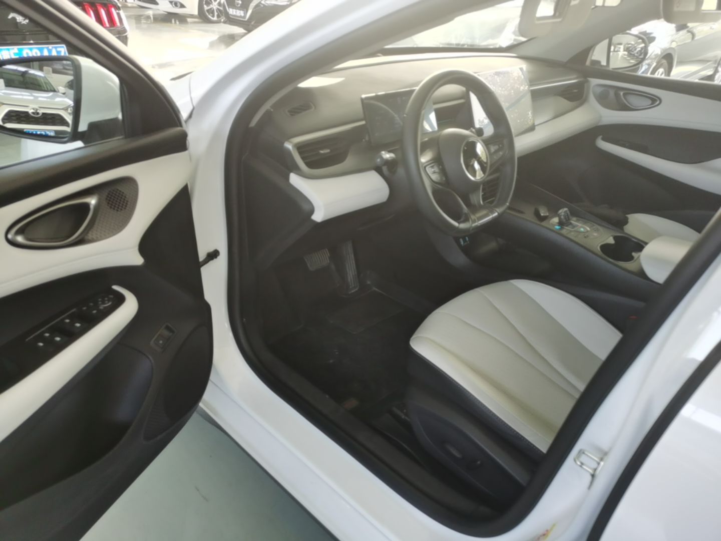 BYD Seal 05 DM-i 2025 DM-i Intelligent Drive 120KM Flagship Model — снимка 18
