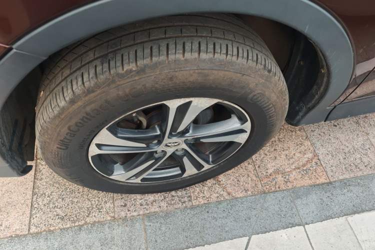 Used Toyota RAV4 2016 2.0L CVT Two-Wheel Drive Fashion Edition China V Standard