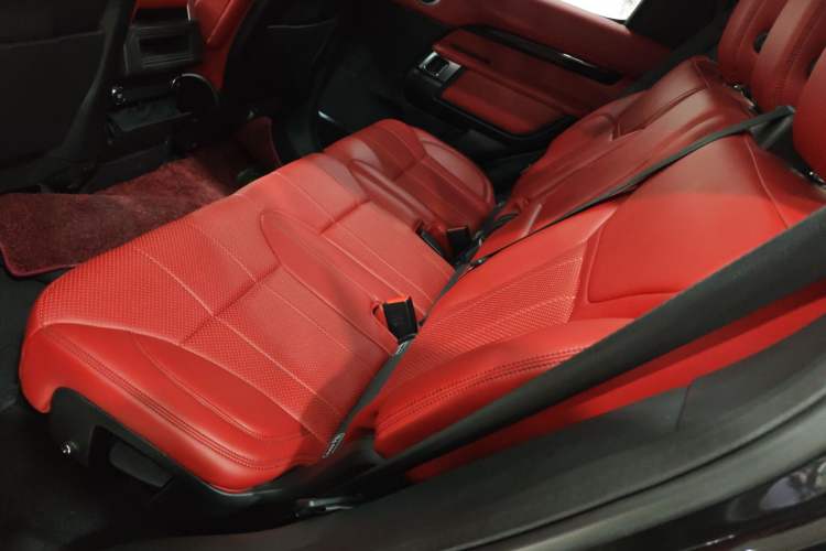 Used Land Rover Discovery 2019 3.0 SC V6 SE
