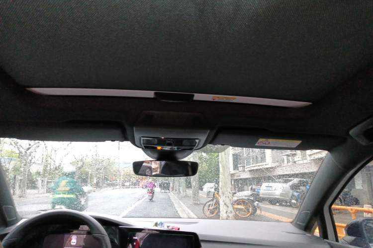 Used Volkswagen Golf 2024 280TSI DSG R-Line 50th Anniversary Edition Headliner