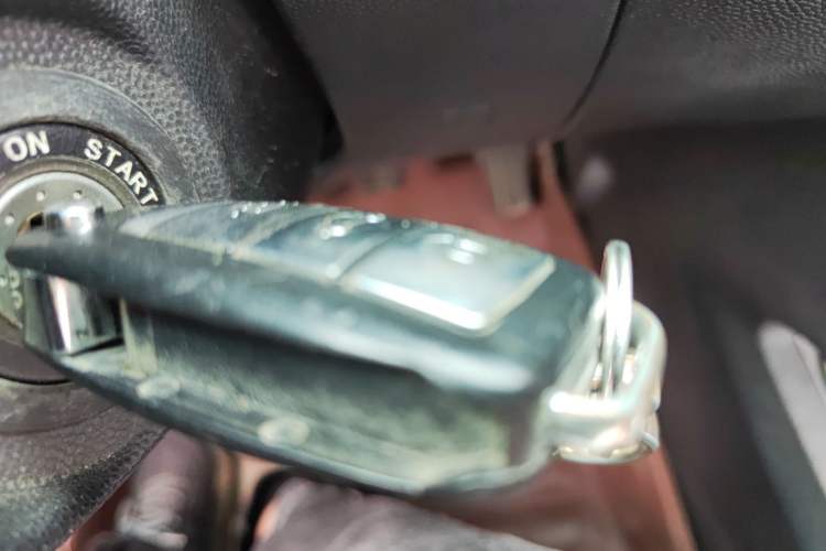 Used JAC Group Refine S5 2013 2.0T Manual Luxury Edition