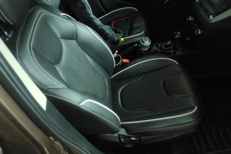 Used JAC Refine S2 2015 1.5L CVT Luxury Smart Version
