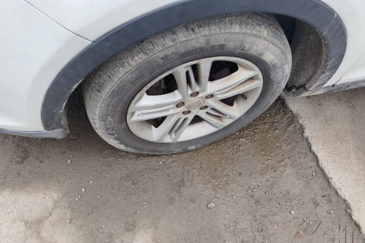 Used GAC Trumpchi GS5 2013 2.0L Automatic Two-Wheel Drive Light Interior Special Edition
