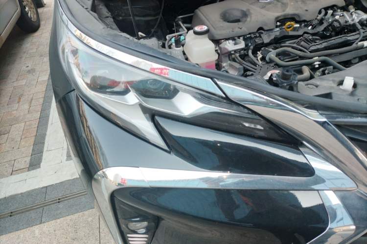 Used Toyota SIENNA 2024 2.5L Hybrid Comfort Edition