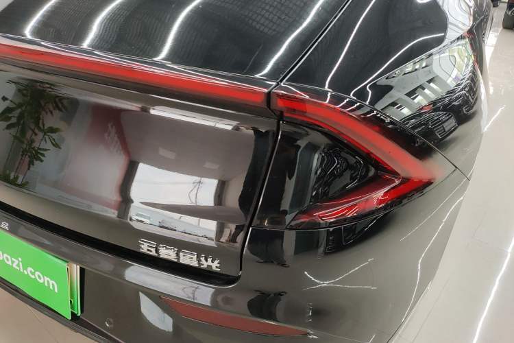 Used Wuling Xingguang 2025 610 km Smart Flagship Version Right Rear Taillight