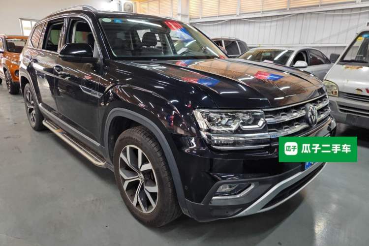 Used Volkswagen Teramont 2017 330TSI Two-Wheel-Drive Luxury Edition Front Right 45 Deg