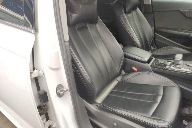 Used Audi A4L 2019 40 TFSI Ambition China VI