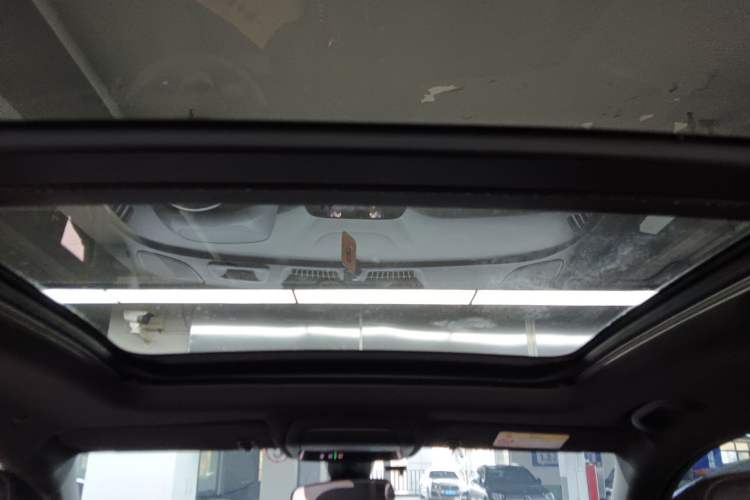 Used Chevrolet Equinox 2022 Mild Hybrid 550T RS Smart Boundary-Setting Edition Headliner