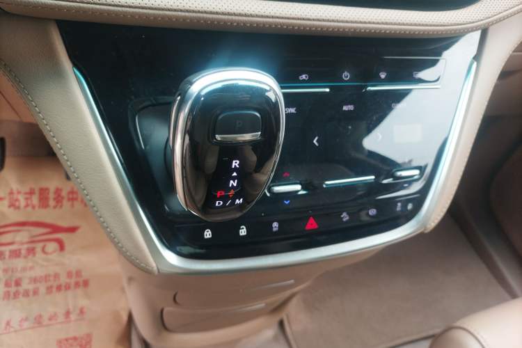 Used Buick GL8 2020 ES Land Cruiser 653T Luxury Edition
