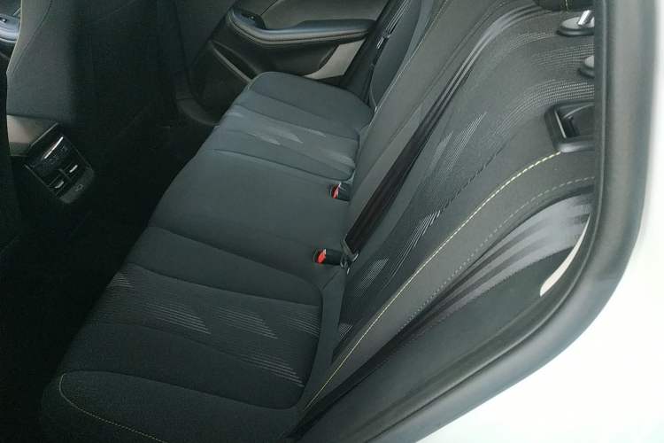 Used Roewe i5 2021 1.5L CVT Platinum Edition
