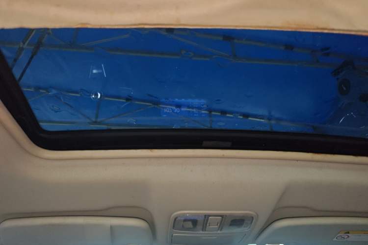 Used Dongfeng Fengon 580 2017 1.5T CVT Luxury Model Headliner