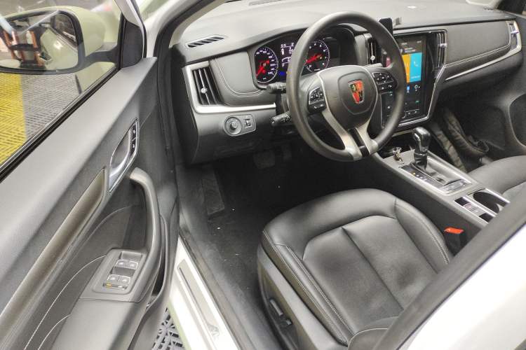 Used Roewe i6 2020 PLUS 1.6L CVT 4G Connected Glory Flagship Edition
