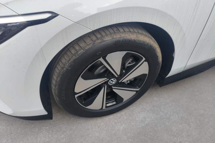 Used Volkswagen ID.7 VIZZION 2024 AIR model