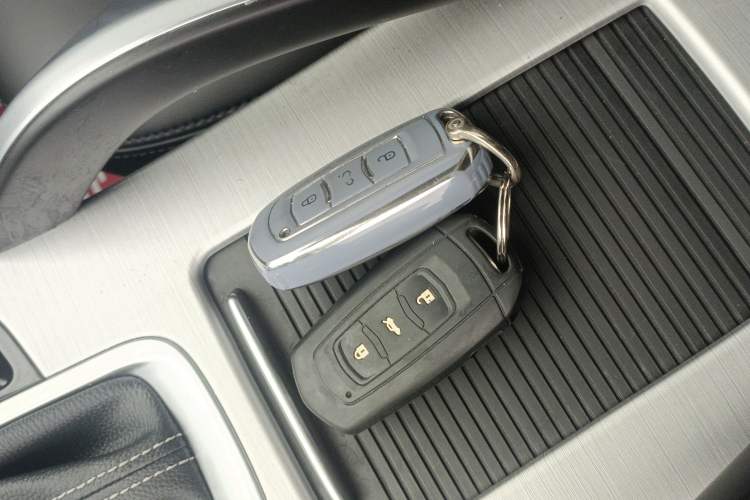 Used Geely Auto Emgrand X7 Sport 2016 1.8TD Automatic Smart Connectivity Version
