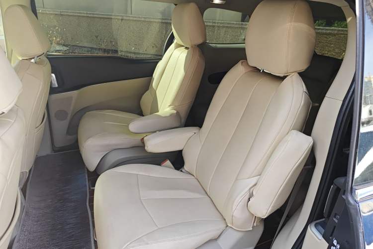 Used Buick GL8 2014 2.4L Classic Edition
