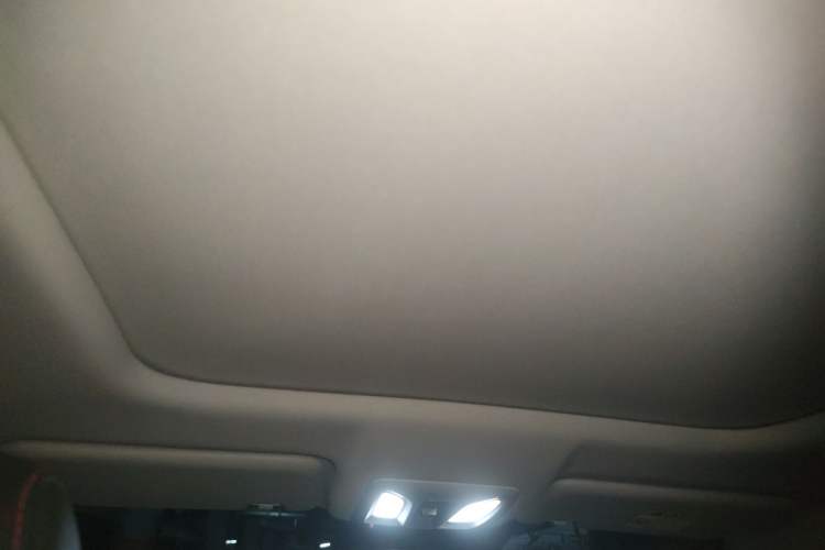 Used CHANGAN OSHAN Z6 2022 Blue Whale 1.5T DCT Smart Edition