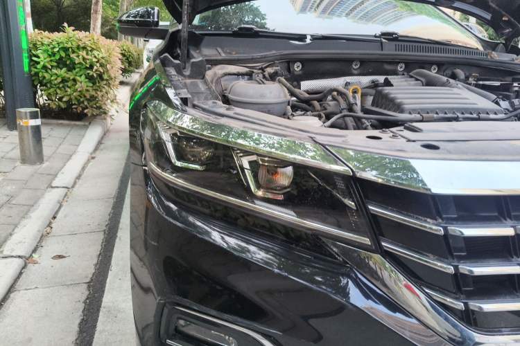 Used Volkswagen Passat 2019 280TSI Business Edition China VI
