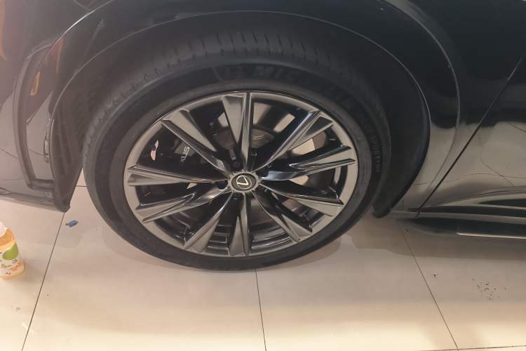 Used Lexus RX 2023 500h Four-Wheel Drive F SPORT Performance
