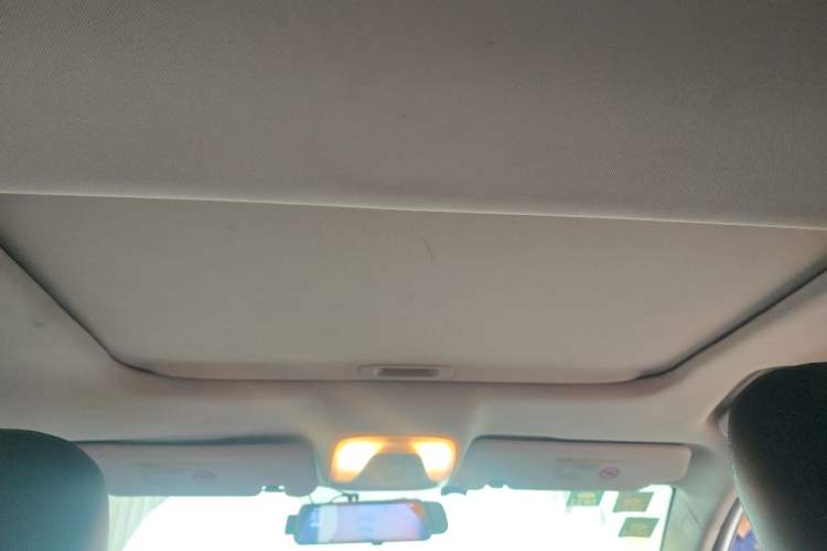 Used GAC Trumpchi GA6 2015 1.8T DCT Luxury Navigation Model
