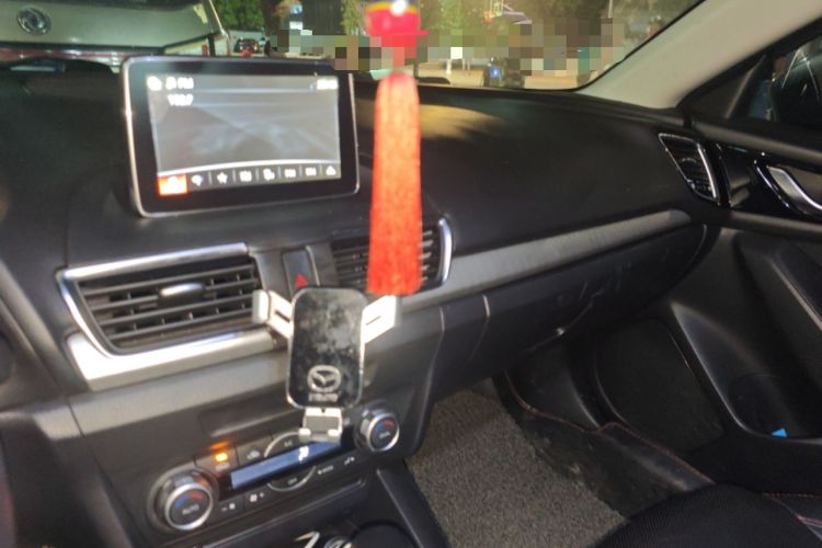 Used Mazda 3 Axela 2016 Sedan 1.5L Automatic Luxury Model Audio And AC Panel