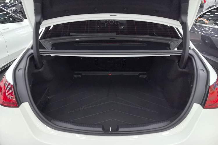 Used Mercedes-Benz C-Class 2025 C 260 L Sport Edition
