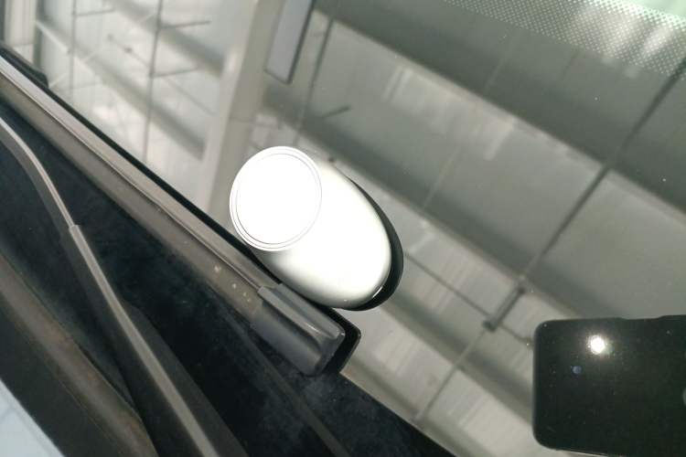 Used AION V 2024 Aion Tyrannosaurus 650 Smart Luxury Edition