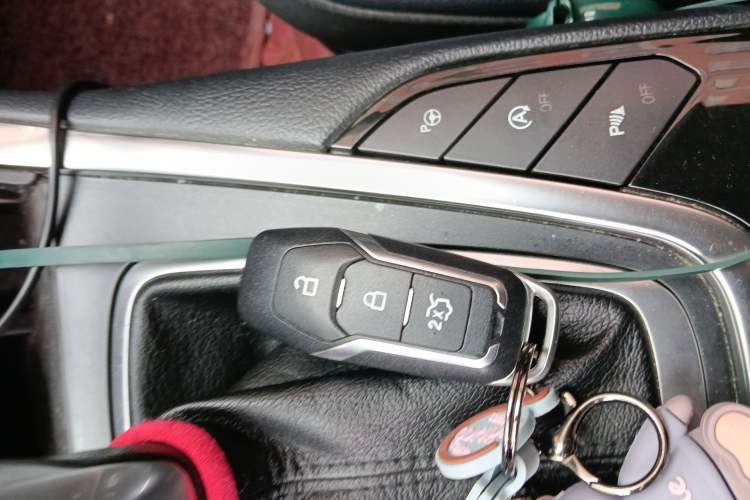 Used Ford Edge 2016 EcoBoost 245 Four-Wheel Drive Titanium 7-Seater