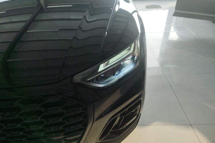 Used Audi Q5L Sportback 2023 40 TFSI Luxury Model