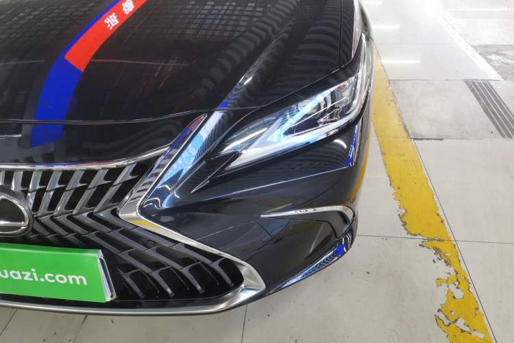 Used Lexus ES 2022 200 Excellence Edition
