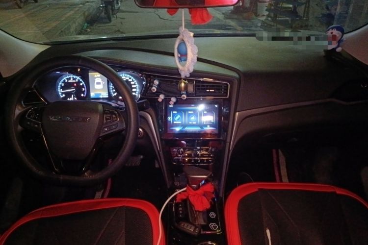 Used Venucia D60 2019 1.6L XL CVT Smart Connect Elite Edition