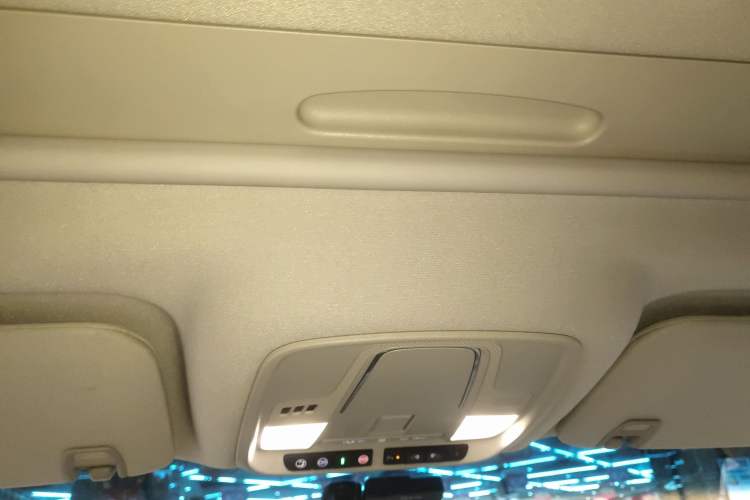 Used Buick GL8 2020 ES Land Cruiser 653T Comfort Edition
