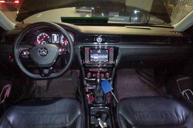 Used Volkswagen Passat 2017 330TSI DSG Prestige Edition