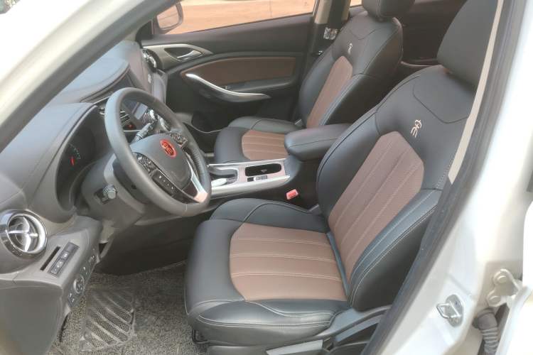 Used BYD Song 2017 Gaishe Upgrade Edition 1.5TID Automatic Elite Model
