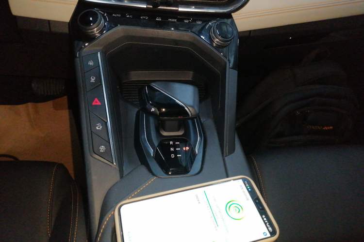 Used Lynk & Co 06 EM-P 2022 PHEV 84 km Range Pro Version